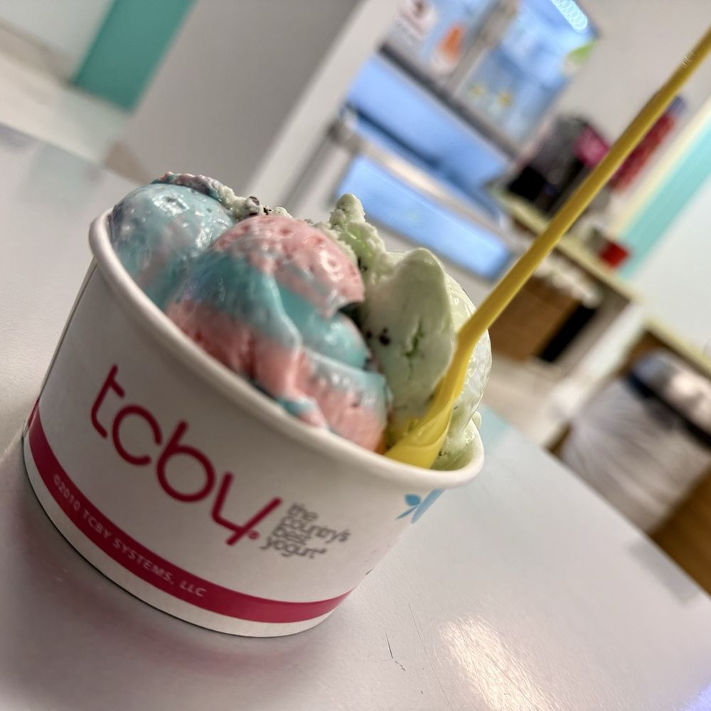 TCBY Omaha - West Maple - Ice Cream & Frozen Yogurt Near Me - Omaha, Nebraska