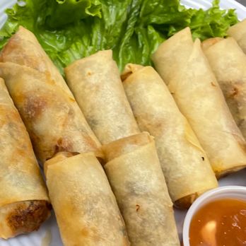 Hang Outs - Spring Rolls - Filipino Near Me - Toronto, Ontario