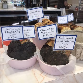 Levain Bakery - Bakeries Near Me - New York, New York