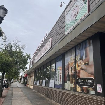 Sunrise Cellars - Side walk - Beer, Wine & Spirits Near Me - Caldwell, New Jersey