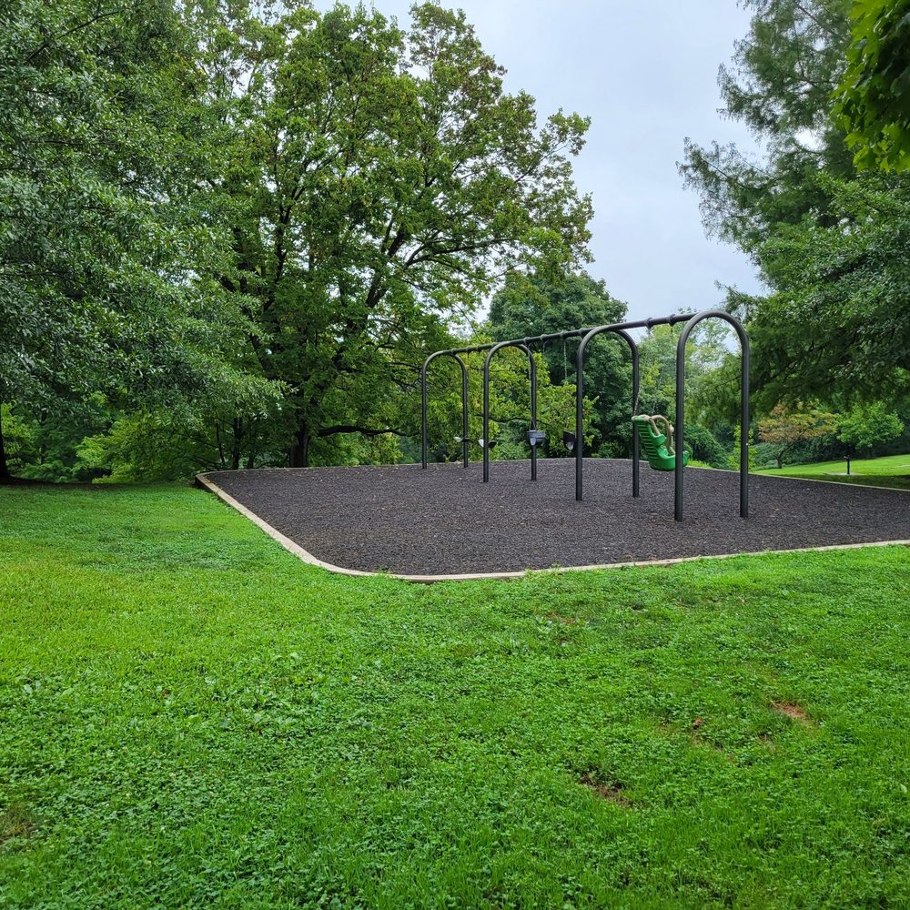 Alms Park - Swings - Parks Near Me - Cincinnati, Ohio Alms Park - Swings - Parks Near Me - Cincinnati, Ohio