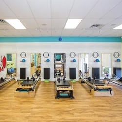 S.T.A.R. Pilates - Group reformer classes