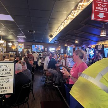 Matt's Bar - Interior shot - Burgers Near Me - Minneapolis, Minnesota