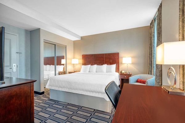 Hampton Inn & Suites Providence Downtown by null