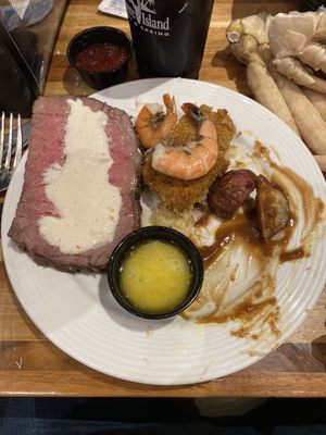 Tradewinds Buffet by null