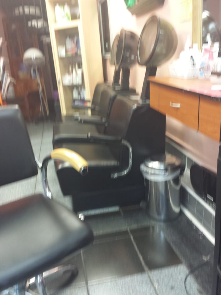 SONIA DOMINICAN BEAUTY SALON Updated September 2024 2612 W Lehigh Ave, Philadelphia