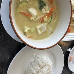 Bangkok Thai Cuisine - 1. Yellow Curry