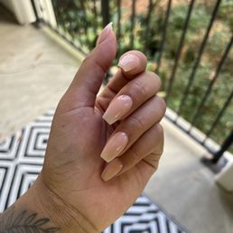 Simple; yet perfectly executed nude color powder. Simple; yet perfectly executed nude color powder.