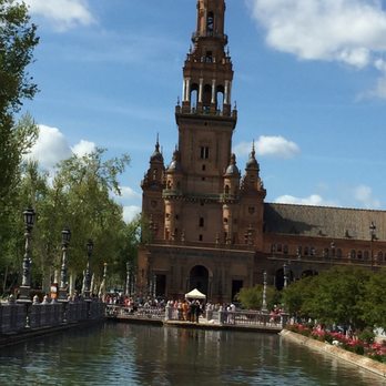 Plaza de España - Another towwr - Local Flavor Near Me - Seville, SE