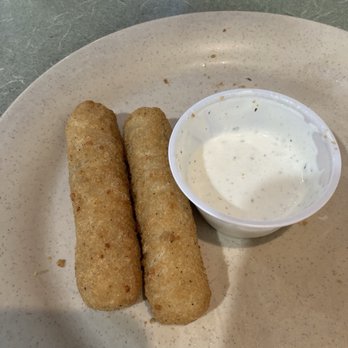 Travis Restaurant - American Near Me - Clinton Township, Michigan