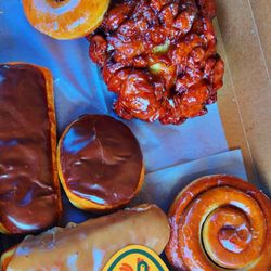 Family Donuts & Deli
