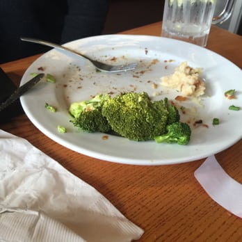 Chili's - This broccoli smelled nasty and looked funky. - American Near Me - Lake Worth, Texas Chili's - This broccoli smelled nasty and looked funky. - American Near Me - Lake Worth, Texas