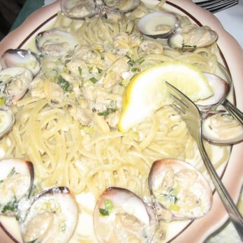 Lido Pizza - linguini with white clam sauce - Pizza Near Me - Van Nuys, California Lido Pizza - linguini with white clam sauce - Pizza Near Me - Van Nuys, California