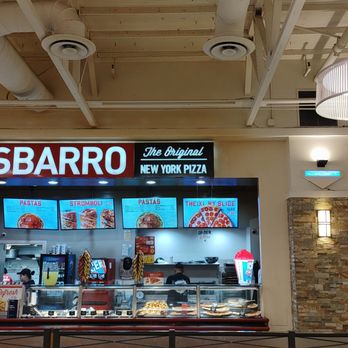 Desert Hills Premium Outlets - The best cheese slice you can get. - Italian Near Me - Cabazon, California