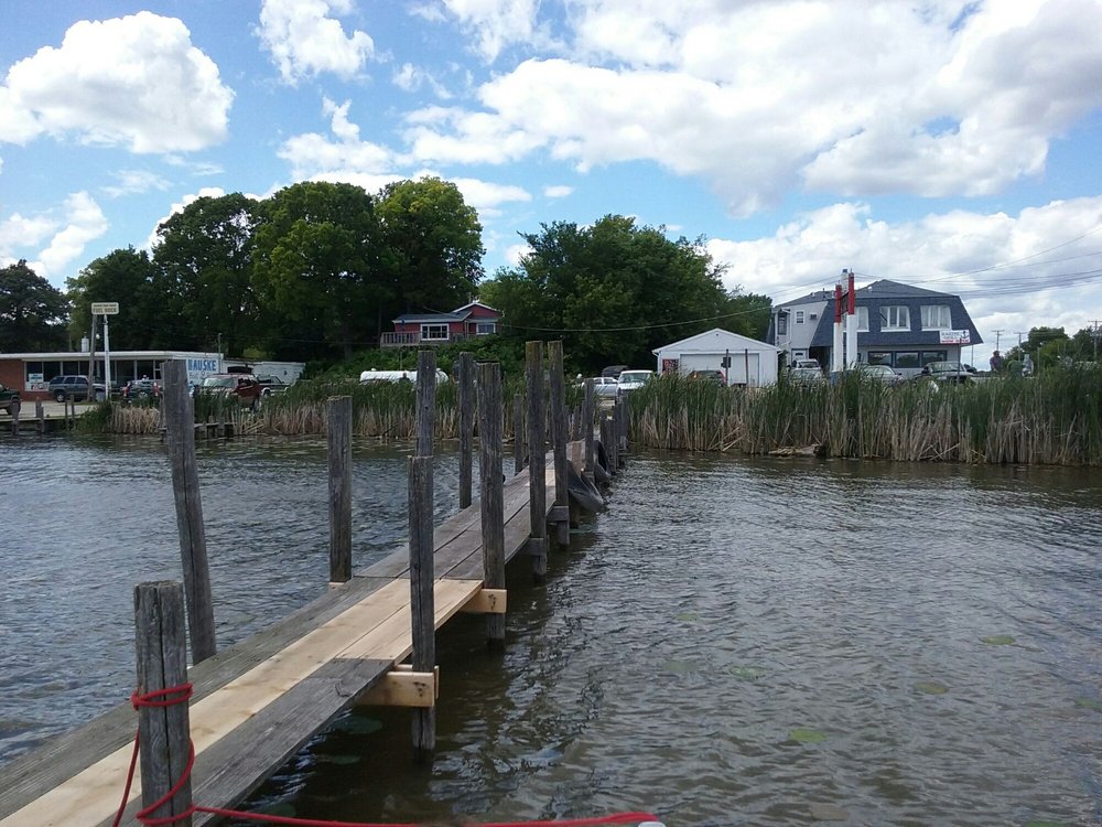 BAUSKE BOAT BASIN Updated May 2024 152 N US Highway 12, Fox Lake