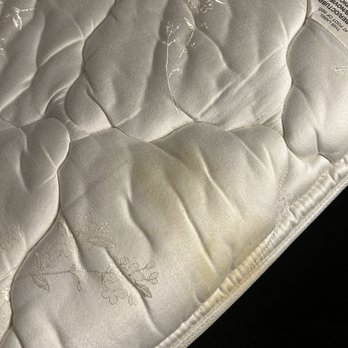 Concord Plaza Hotel - More stains on the bed - Hotels Near Me - Concord, California Concord Plaza Hotel - More stains on the bed - Hotels Near Me - Concord, California