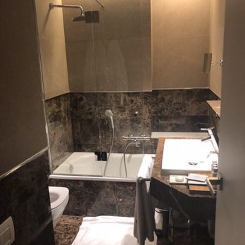 Hotel Balmes - Hotels Near Me - Barcelona, B