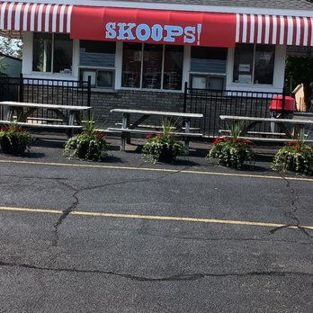 Skoops Ice Cream & Drive Thru - From front parking lot looking towards front of business. - Ice Cream & Frozen Yogurt Near Me - Grand Haven, Michigan Skoops Ice Cream & Drive Thru - From front parking lot looking towards front of business. - Ice Cream & Frozen Yogurt Near Me - Grand Haven, Michigan