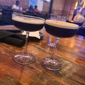 Savannah Taphouse - Sports Bars Near Me - Savannah, Georgia