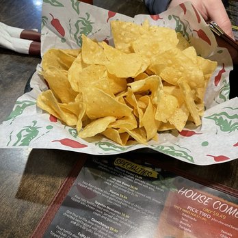 Mojitos Mexican Grill - Chips and salsa - Mexican Near Me - Raymore, Missouri