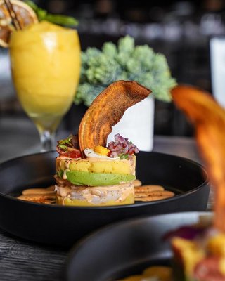 305 Peruvian Modern Cuisine by null