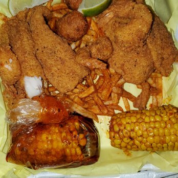 LA Crawfish Shack - Cajun/Creole Near Me - Houston, Texas