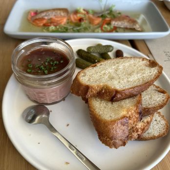 Saltbreaker - Cocktail Bars Near Me - Alameda, California