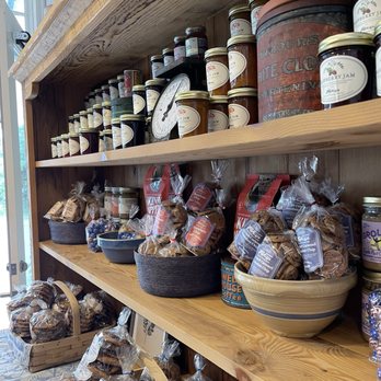 Round Swamp Farm - Seafood Markets Near Me - Montauk, New York Round Swamp Farm - Seafood Markets Near Me - Montauk, New York