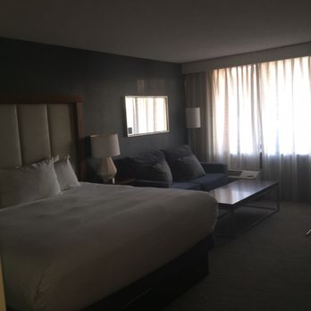 DoubleTree by Hilton Hotel Boston-Andover - King Room with a balcony - Hotels Near Me - Andover, Massachusetts DoubleTree by Hilton Hotel Boston-Andover - King Room with a balcony - Hotels Near Me - Andover, Massachusetts