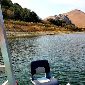 Lopez Lake Marina - Marinas Near Me - Arroyo Grande, California