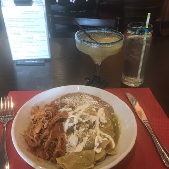 Sabor A Oaxaca - Chilaquiles with chicken! - Mexican Near Me - Rancho Cucamonga, California Sabor A Oaxaca - Chilaquiles with chicken! - Mexican Near Me - Rancho Cucamonga, California