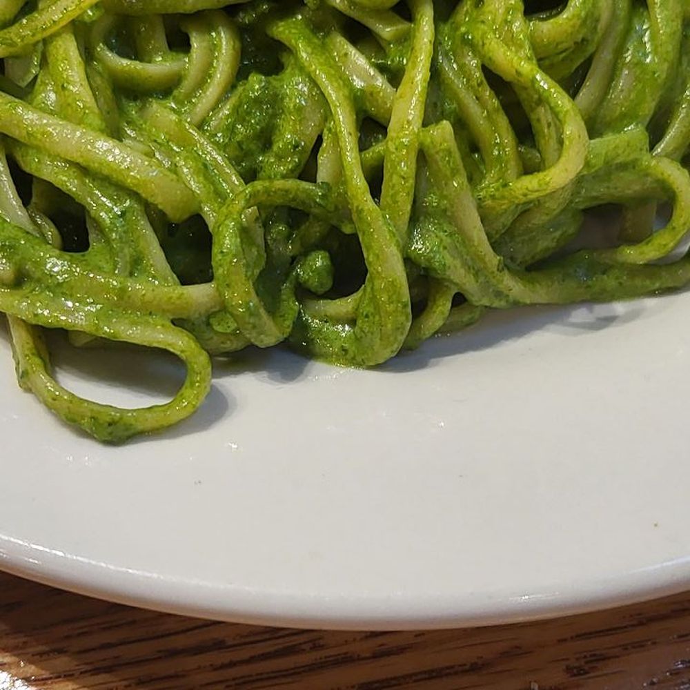 Green spaghetti Green spaghetti