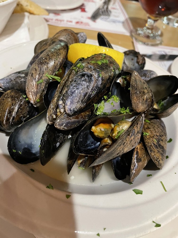 LOBSTER ON THE WHARF Updated August 2024 108 Photos & 78 Reviews