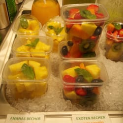 O'Mellis - Fresh and not too  over priced for the location.