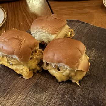 Canard - Steam Burgers - Wine Bars Near Me - Portland, Oregon