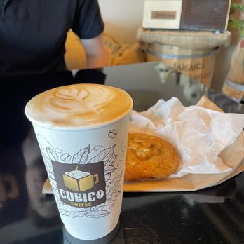 Cubico Coffee - Caramel latte with white chocolate macadamia cookie - Coffee & Tea Near Me - Davie, Florida