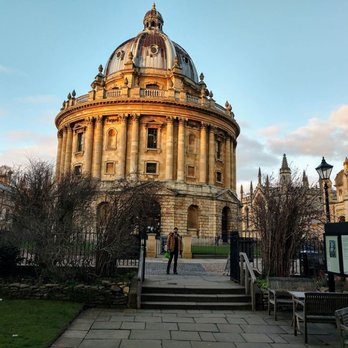 The Radcliffe Camera - Libraries Near Me - Oxford, OXF