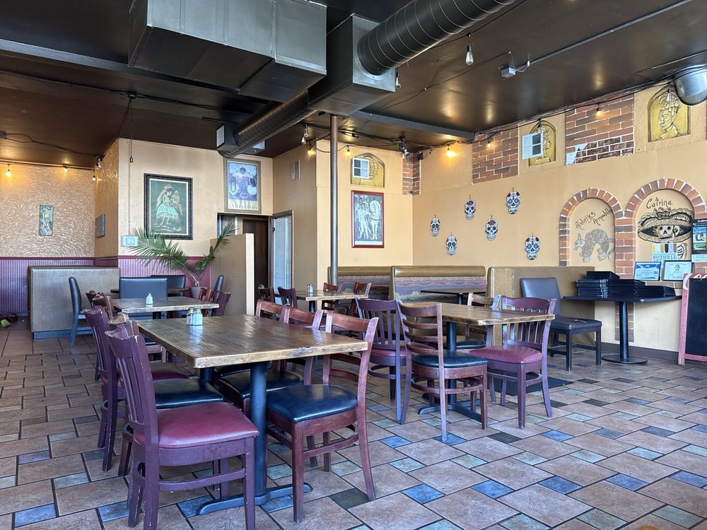 Julio's Restaurant