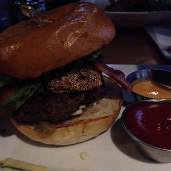 Banff Ave Brewing Co - The Huse...never had a bad burger with blue cheese, bacon, and an onion ring - Breweries Near Me - Banff, Alberta Banff Ave Brewing Co - The Huse...never had a bad burger with blue cheese, bacon, and an onion ring - Breweries Near Me - Banff, Alberta
