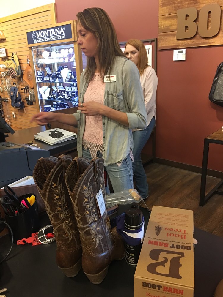 Boot Barn Logo