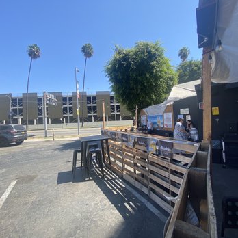 La Chuperia - Outdoor dining area/parking - Sports Bars Near Me - Los Angeles, California La Chuperia - Outdoor dining area/parking - Sports Bars Near Me - Los Angeles, California