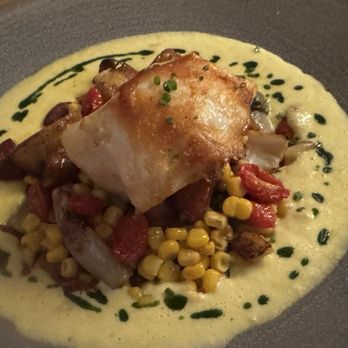 Earls Kitchen + Bar - Chilean Sea bass - Cocktail Bars Near Me - Plano, Texas