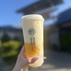 Grapeholic - Mango Pomelo Sago