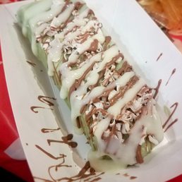 Matcha kit Kat with coconut flakes, and milk chocolate & condensed milk drizzle, fo shizzle! Matcha kit Kat with coconut flakes, and milk chocolate & condensed milk drizzle, fo shizzle!