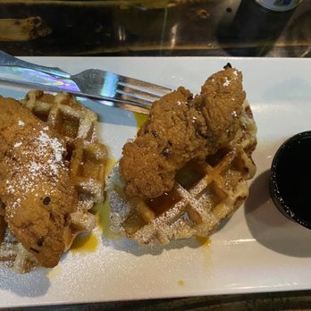 Sloan's Pub House - Hot Chicken n Waffles - Pubs Near Me - Collinsville, Illinois Sloan's Pub House - Hot Chicken n Waffles - Pubs Near Me - Collinsville, Illinois