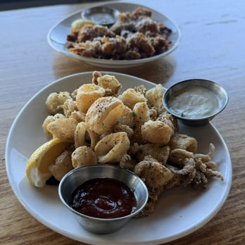 Moonraker Restaurant - Crispy Calamari - New American Near Me - Pacifica, California