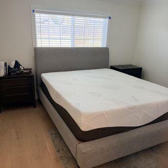 VIP Pro Moving - master bed - Movers Near Me - Marina del Rey, California