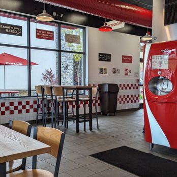 Five Guys - Burgers Near Me - Oxford, Connecticut