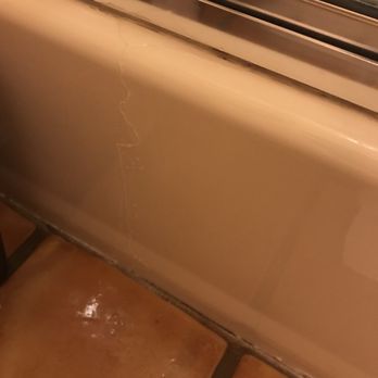 SPI Rentals - Upstairs bathroom leaking despite closing the shower door. Water pooled all over the slippery floor. Shower head SCREAMS the entire shower. - Vacation Rentals Near Me - South Padre Island, Texas SPI Rentals - Upstairs bathroom leaking despite closing the shower door. Water pooled all over the slippery floor. Shower head SCREAMS the entire shower. - Vacation Rentals Near Me - South Padre Island, Texas