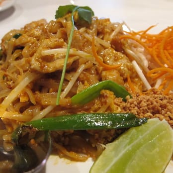 Shana Thai Restaurant - Pad Thai with Chicken - Thai Near Me - Mountain View, California Shana Thai Restaurant - Pad Thai with Chicken - Thai Near Me - Mountain View, California